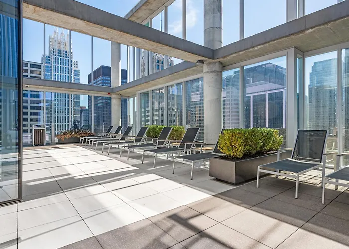 Linea Luxury Living With Indoor Pool And Rooftop Views In The Loop * Chicago