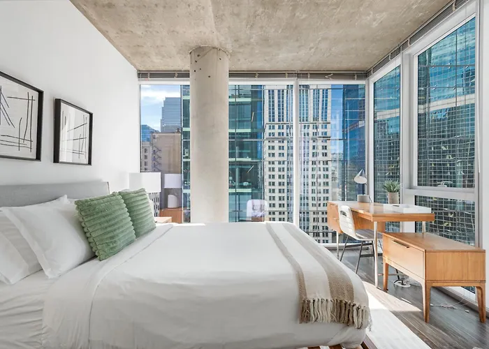 Linea Luxury Living With Indoor Pool And Rooftop Views In The Loop * Chicago