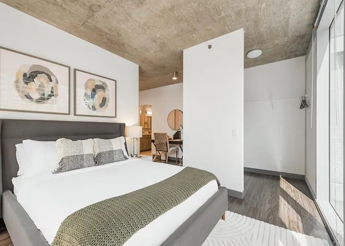 Linea Luxury Living With Indoor Pool And Rooftop Views In The Loop * Chicago