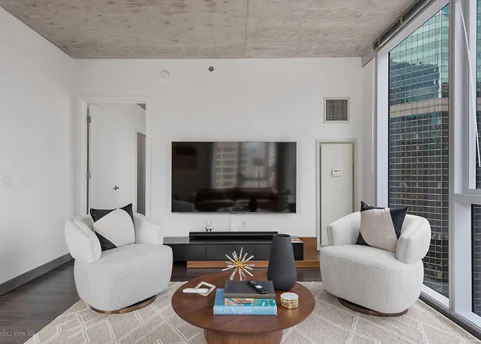 Linea Luxury Living With Indoor Pool And Rooftop Views In The Loop * Chicago